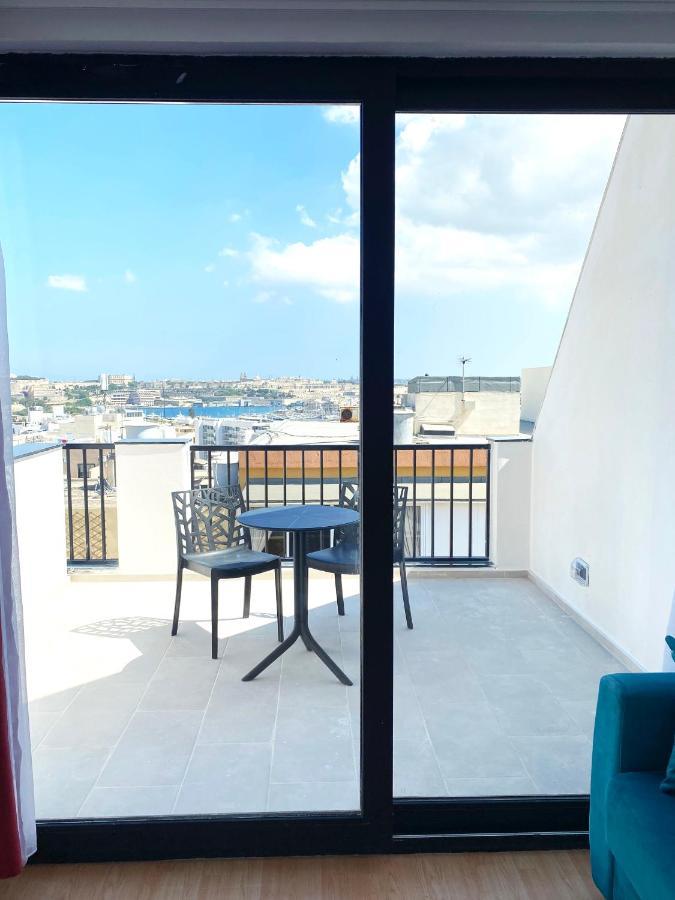 Citizen Suites Sliema Bagian luar foto