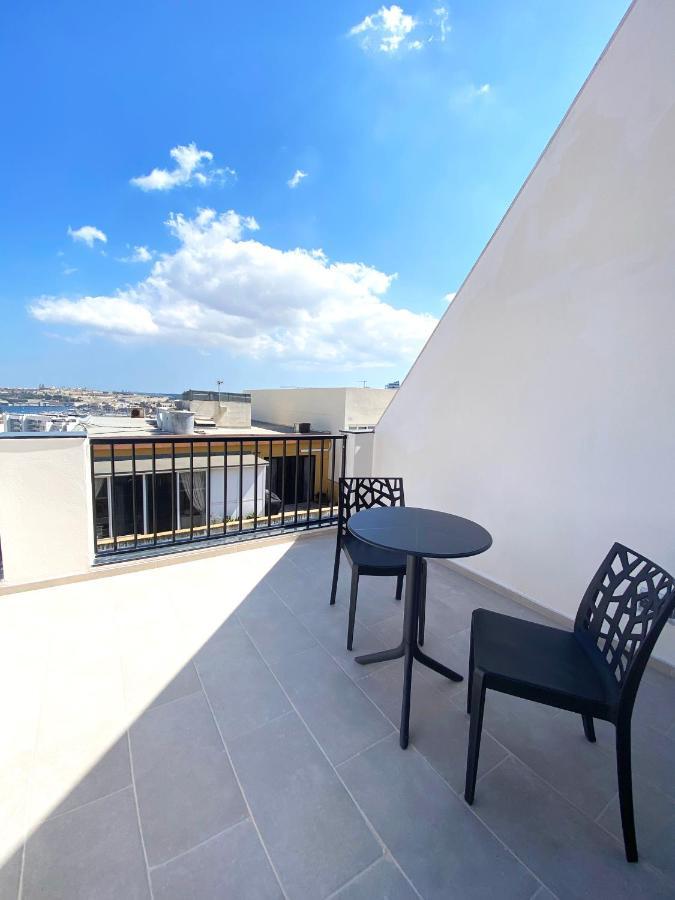 Citizen Suites Sliema Bagian luar foto